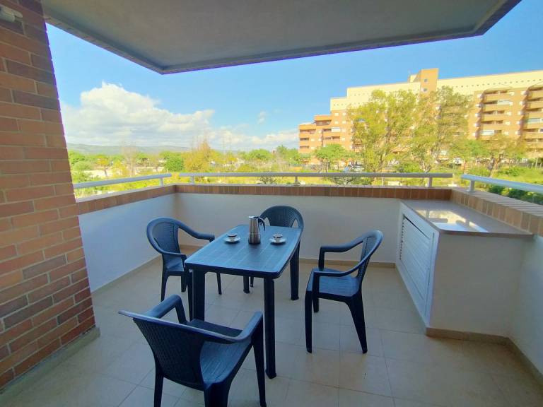 Apartment with pool & patio | Beach view — photo 2