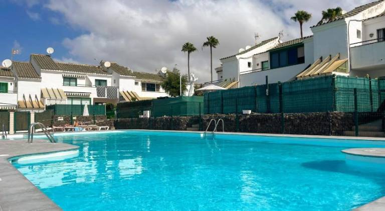 Vacation home with pool | Dogs allowed — photo 3