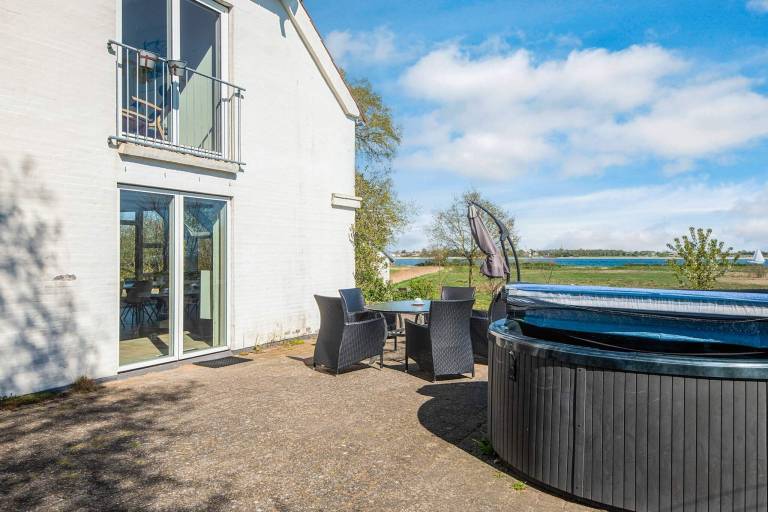 Fully equipped vacation home with sauna, BBQ & terrace | Next to the beach | Pets allowed — photo 3