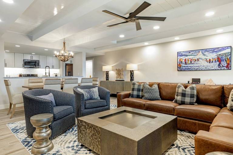 Condo Avon