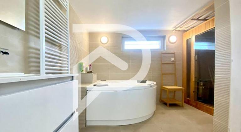 Apartment with 2 rooms for 6 persons — photo 2