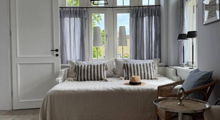Apartment with pool | Beach nearby | Pets are welcome — photo 2