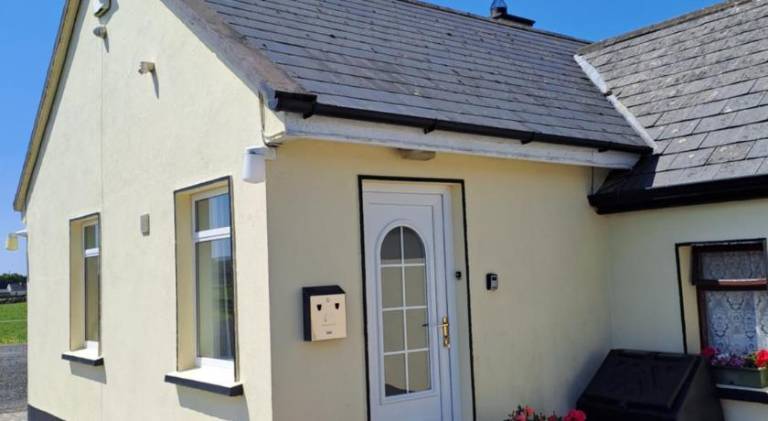 Apartment Doolin