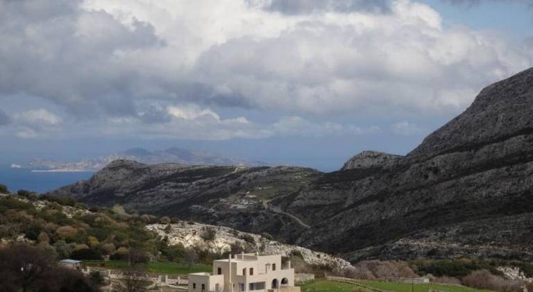 Lovely house with yard & patio | Perfect for remote work | Pets are welcome in Naxos