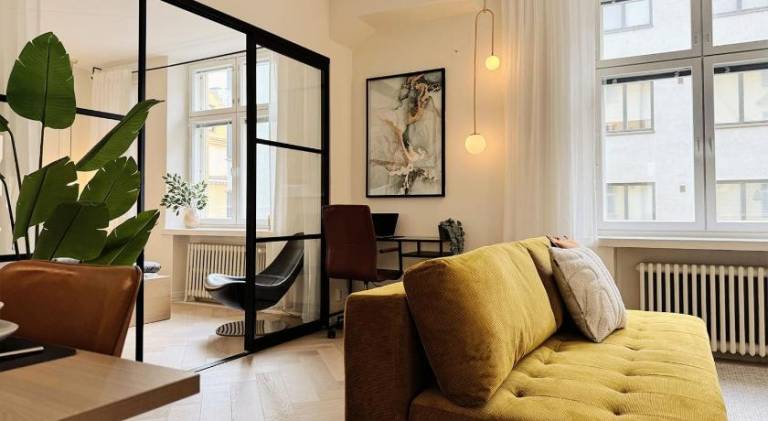 Luxury 3-Bedroom Suite on Most Beautiful Street of Helsinki — photo 2