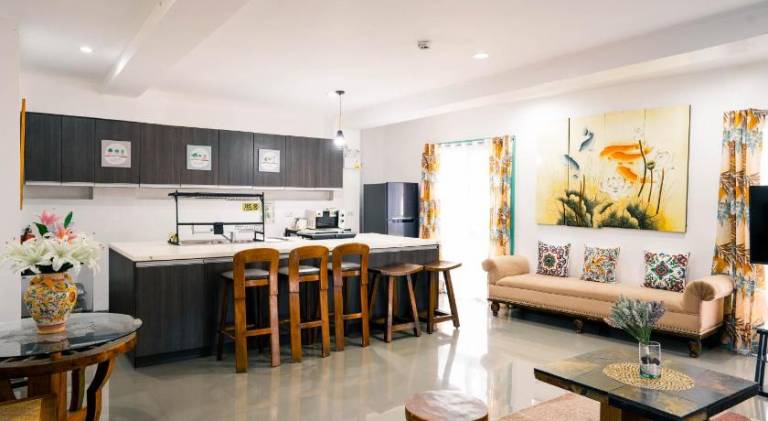 87 Guesthouse — photo 2
