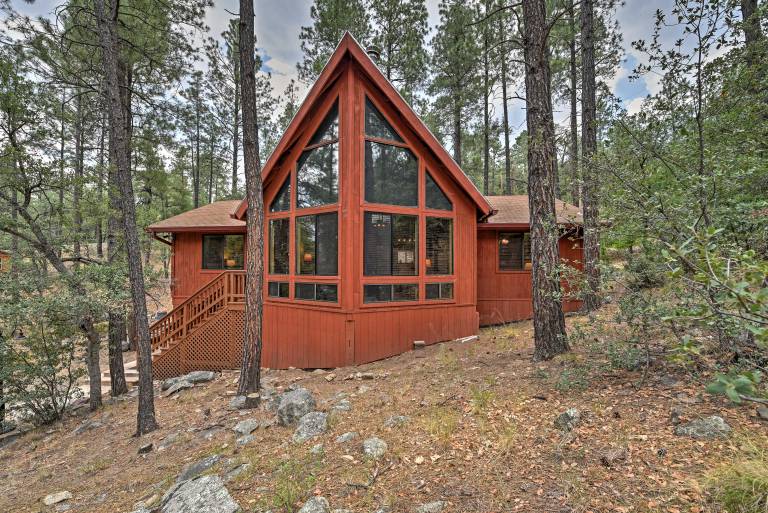 Relax Fireside! Peaceful Forest Haven in Prescott — photo 3