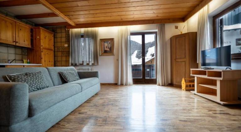 House with 1 room for 8 persons in Marebbe