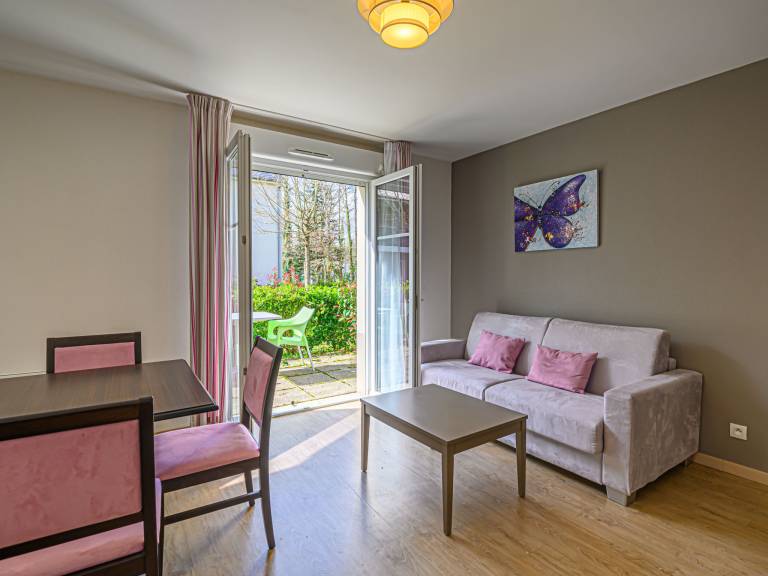 Holiday apartment with sauna & patio — photo 2