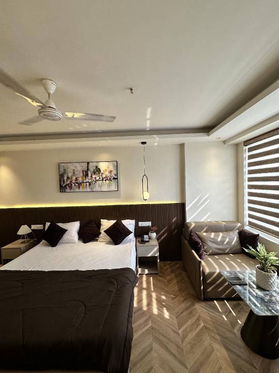 Wonderful house with yard | Pet-friendly in Faridabad