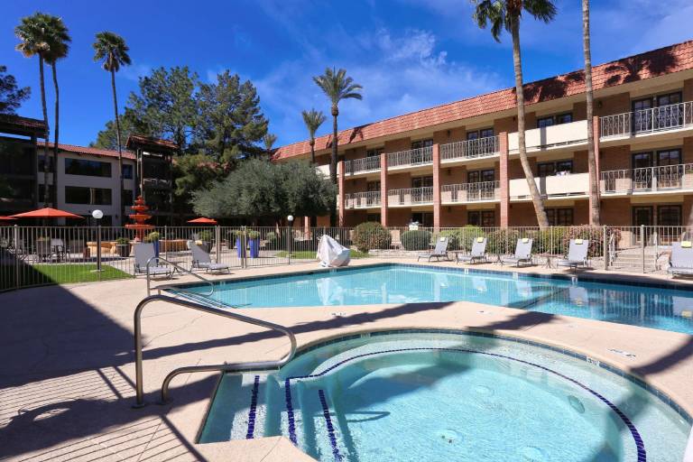 DoubleTree Suites by Hilton Tucson Airport — photo 3