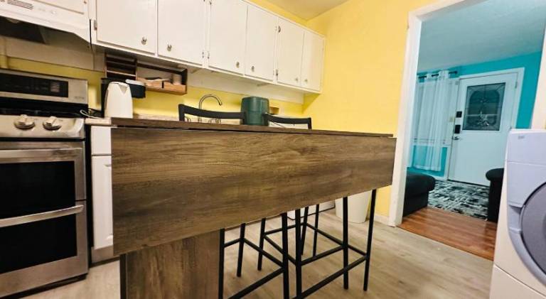 Charming vacation home | Pets allowed — photo 3