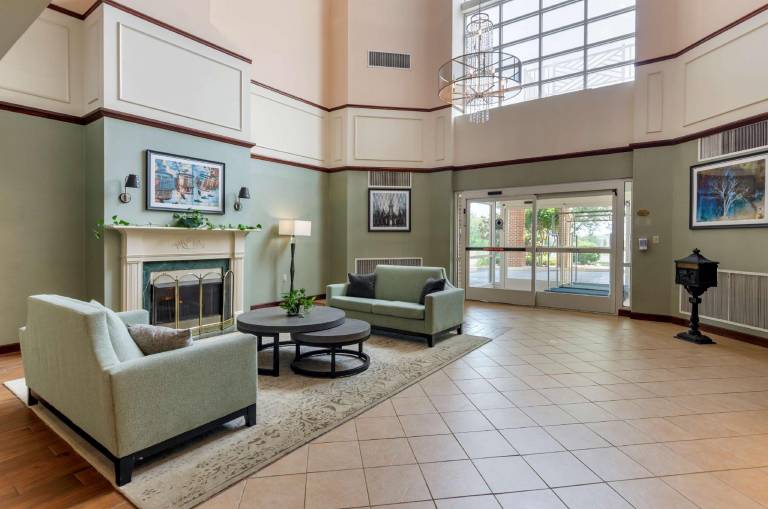 Best Western Plus Inn at Hunt Ridge — photo 2