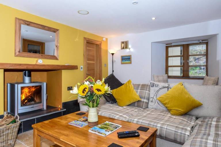Fully equipped charming cottage | Water view | Pet-friendly — photo 3