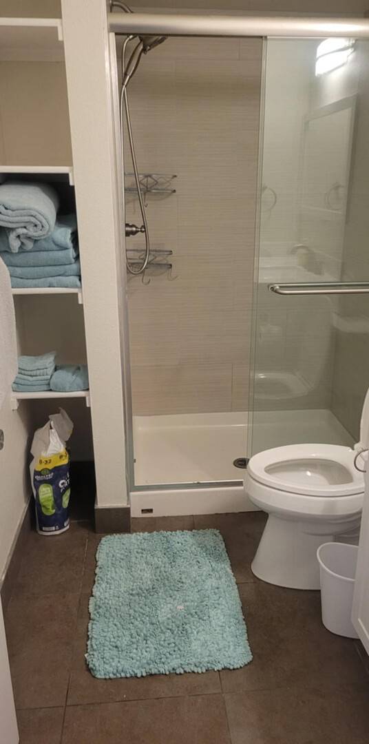 Condo with patio, garden & private pool | Pets allowed — photo 5
