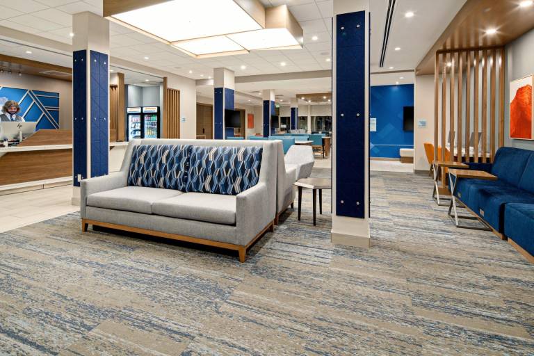 Holiday Inn Express And Suites Palm Desert Millennium By IHG — photo 2