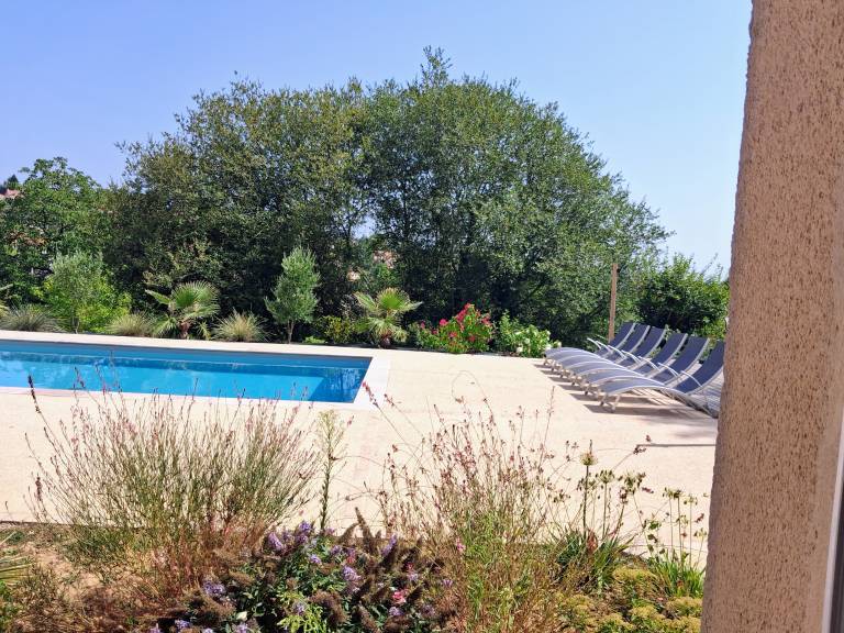 Vacation home with grill, patio & private pool — photo 2