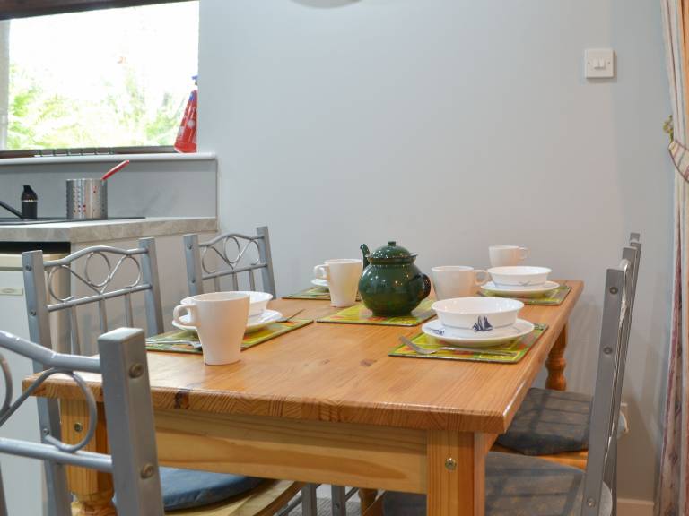 Child-friendly cottage with yard & barbecue | Sea view | Next to the beach | Pets are welcome — photo 4
