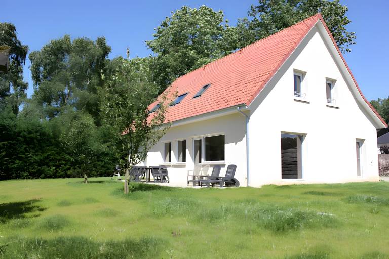 "La Bulle, Holiday Home for 13 Guests" – 8 km from Berck, 15 km from Le Touquet, 20 km from Baie de Somme in Montreuil