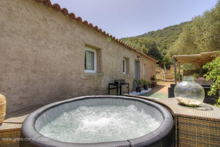 Wonderful gite with garden, terrace & barbeque | Mountain view | Dogs allowed — photo 3