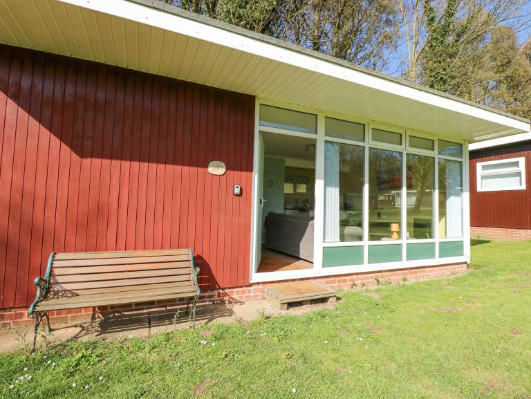 Cottage with garden | Beach view — photo 2