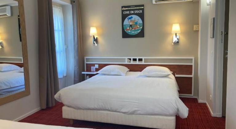 Logis Hotel Restaurant LE MONARQUE in Blois