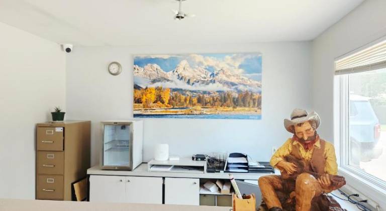 The Budget Inn Express — photo 4