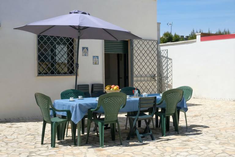 Villa Scianuli 250 meters from the sea in Porto Cesareo