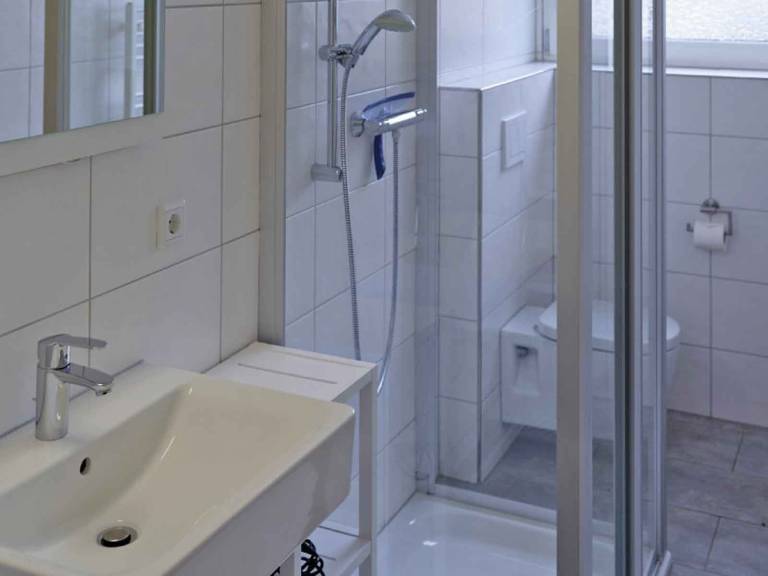 Family-oriented rental apartment with pool, grill & terrace | Garden view | Pet-friendly — photo 4