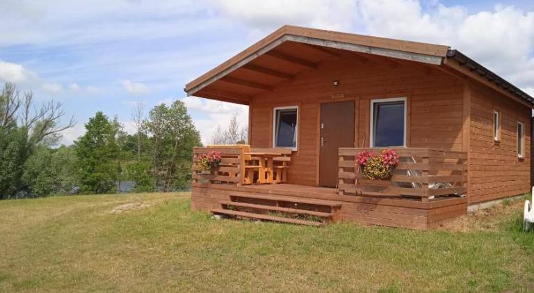 Lodge with garden, patio & BBQ in Mikolajki
