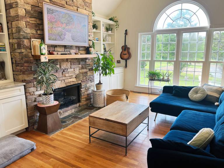 Family-oriented lovely vacation home with garden, private pool & patio | Dogs allowed — photo 4