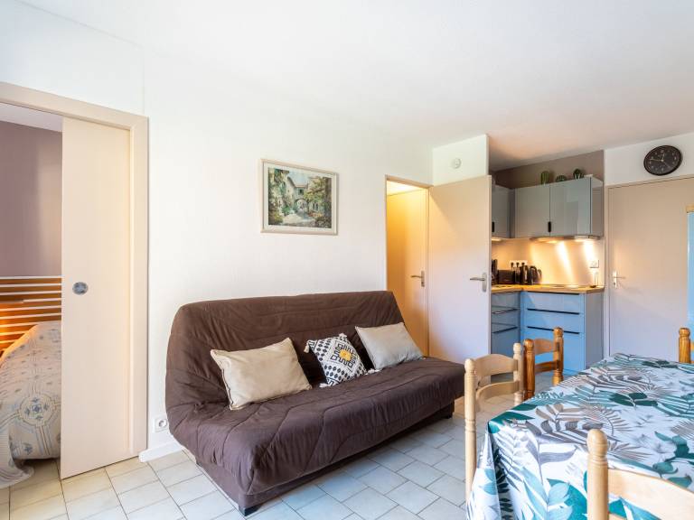 Apartment with 1 room for 4 persons — photo 3