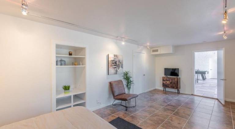 260 m&sup2; Ferienhaus