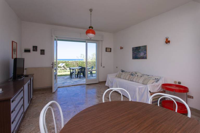 Children-friendly rental apartment with yard | Beach nearby | Pets allowed — photo 3