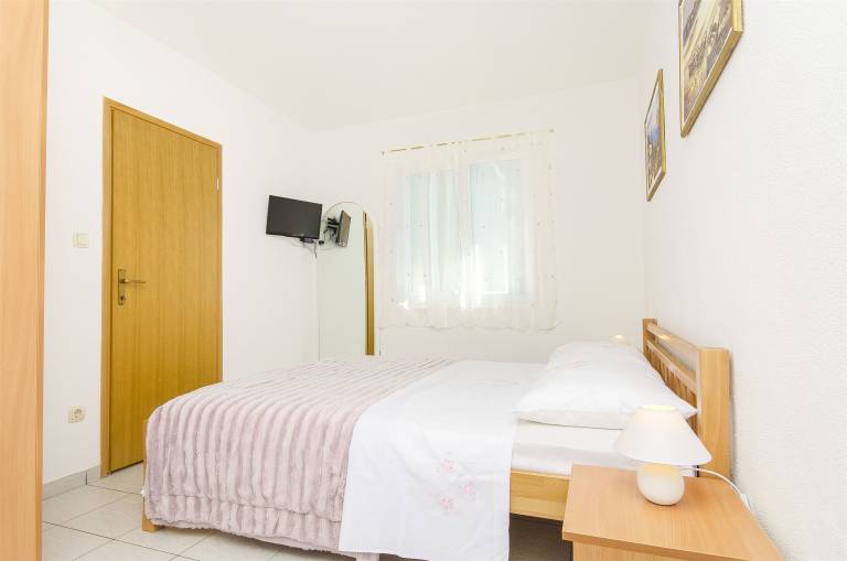 Holiday apartment with patio & barbecue | Sea view | Dogs allowed — photo 3