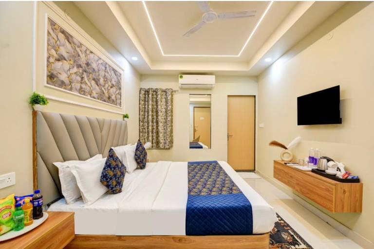 Hotel Aero Home Prime in New Delhi