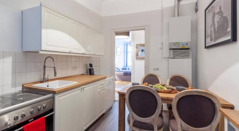Rental apartment with 3 rooms for 8 persons — photo 2