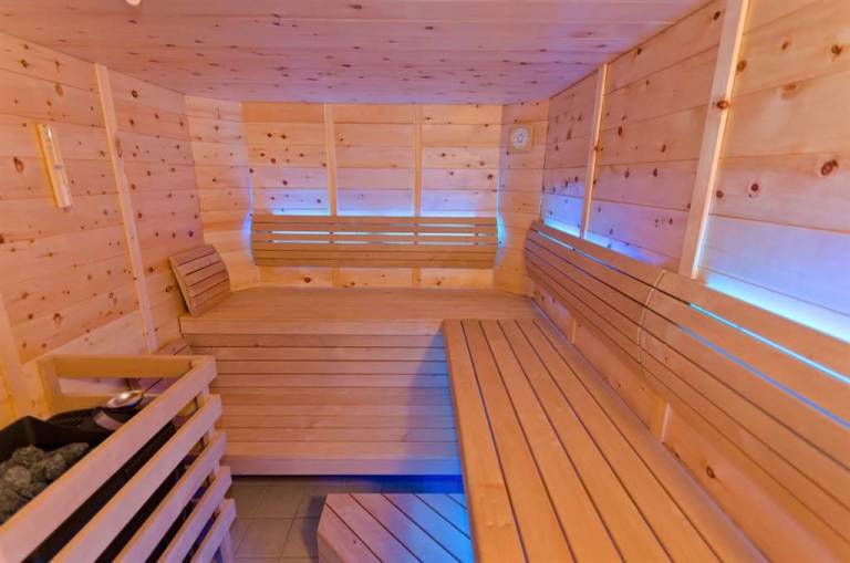 Apartment with sauna, barbeque & yard — photo 5
