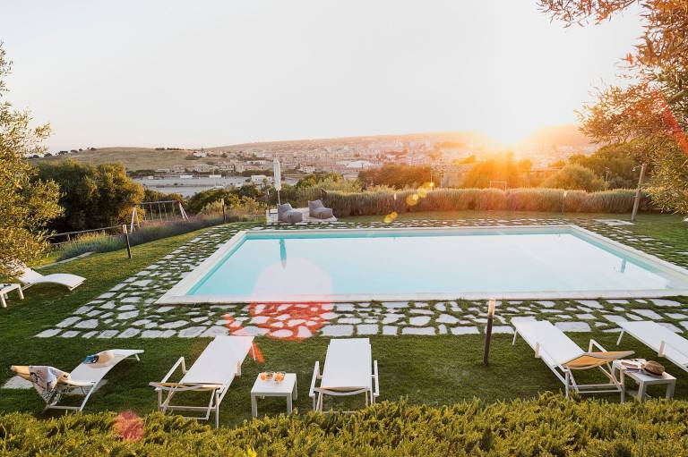 Family-friendly villa with terrace, BBQ & private pool | Pets are welcome — photo 4