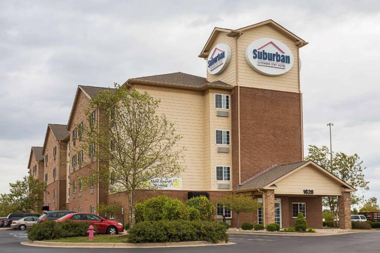 Suburban Studios Clarksville-Louisville North in Clarksville, IN