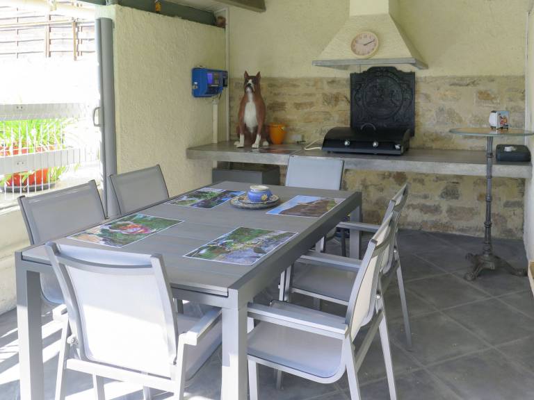 Fully equipped vacation home with barbecue, terrace & yard | Pets are welcome — photo 2