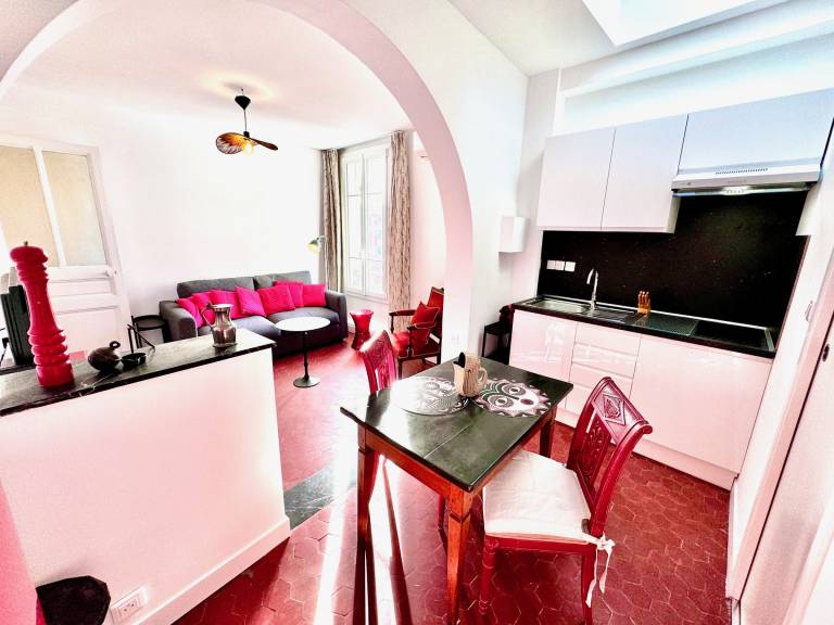 Lovely rental apartment | Next to Castle Hill | Beach nearby | Pets allowed — photo 2