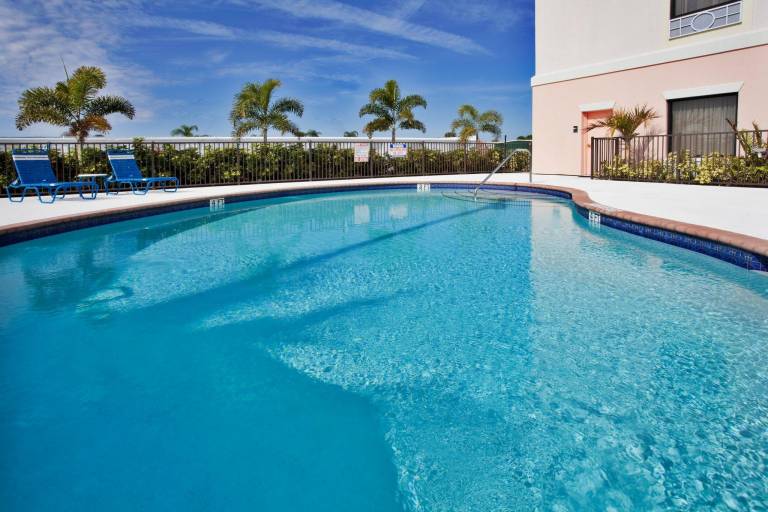 Holiday Inn Express Lake Okeechobee By IHG in Okeechobee, FL
