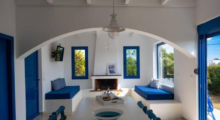 House with barbecue, patio & garden in Rhodes