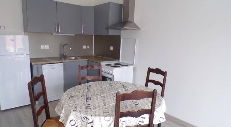 Apartment with 2 rooms for 5 persons — photo 4