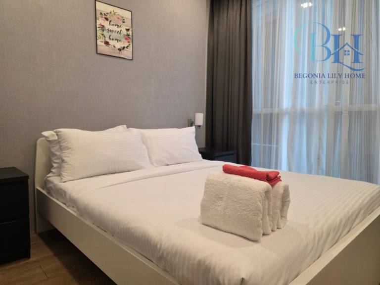 Holiday apartment with pool, patio & hot tub | Close to Petronas Towers | Water view in Kuala Lumpur