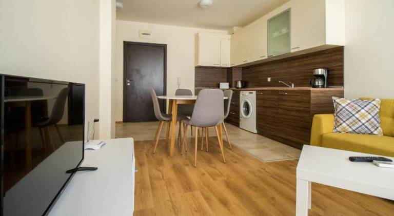 Apartment with garden, pool & terrace | Close to the beach | Pet-friendly — photo 2