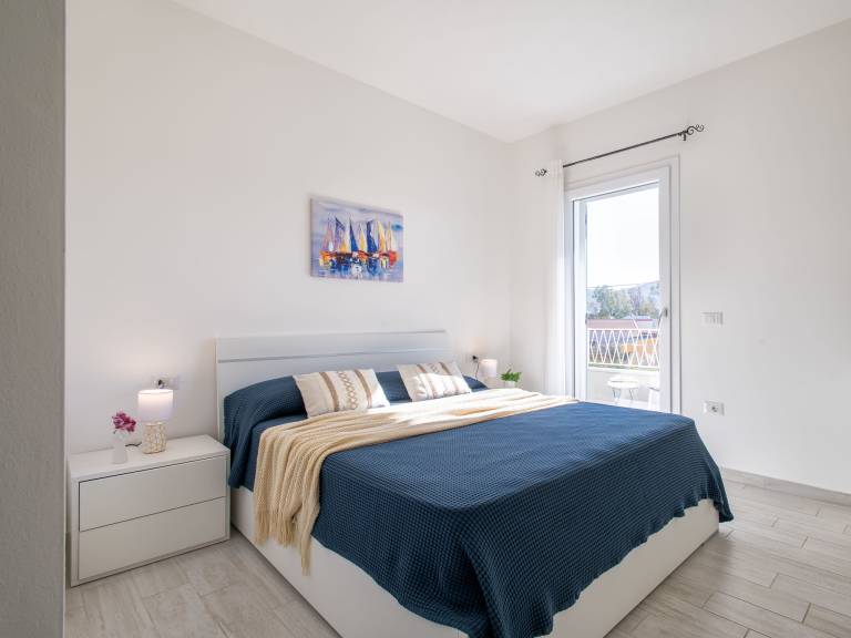 Rental apartment with patio | Sea view | Pets allowed — photo 3
