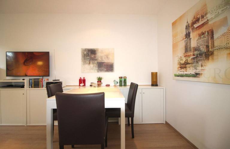 Ferienwohnung in Grömitz: Terrasse, Gartenblick & 250 m zum Strand — photo 2