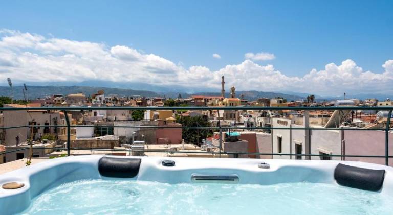 Serviced apartment with terrace & jacuzzi — photo 4